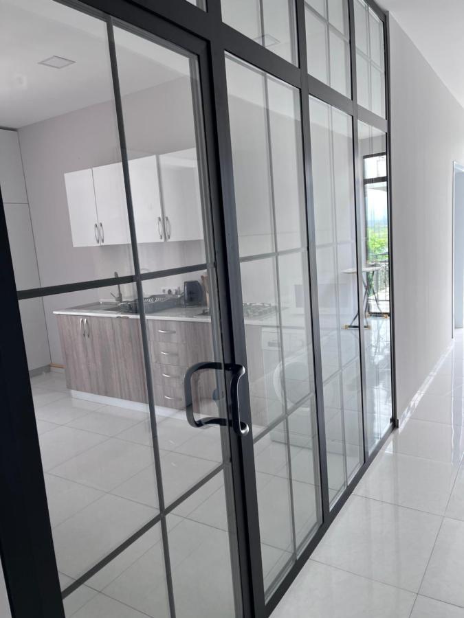 Guest House Madonna Kobuleti ภายนอก รูปภาพ